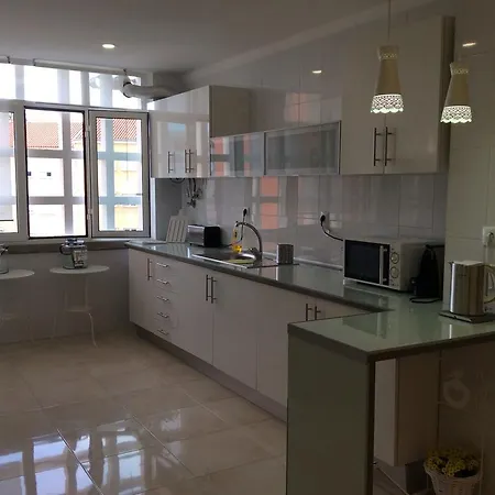 招待所 4u Iv Airport