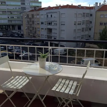 4u Iv Airport * Lisboa