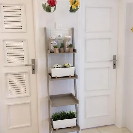 4u Iv Airport Guest house Lisbon