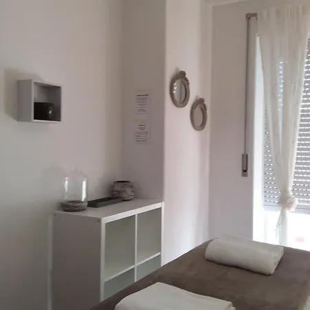 4u Iv Airport Guest house Lisbon